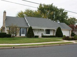 815 Sunset Ave, Gettysburg, PA 17325