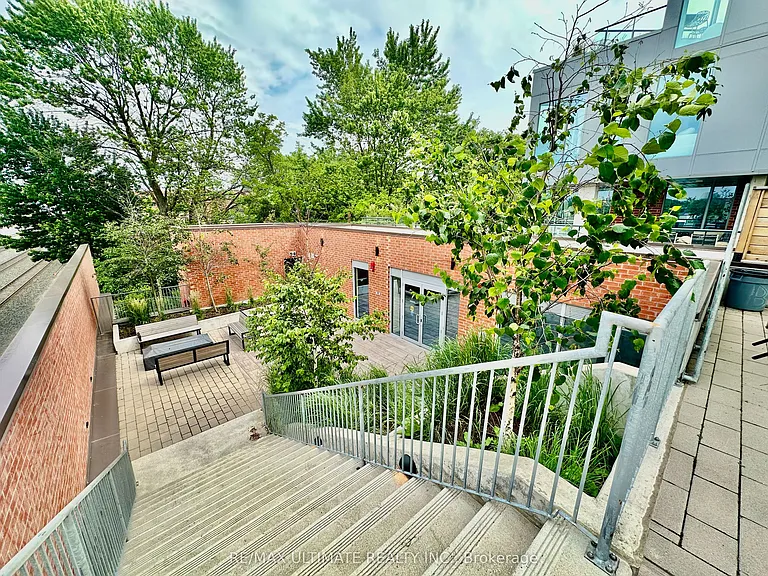57 Brock Ave #704 — Photo 44