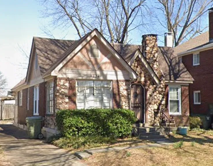 1724 Crump Ave — Photo 1