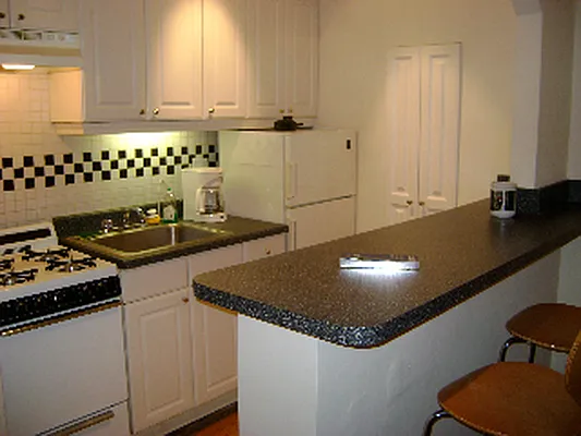 Rented by Eisenberg Exclusives | media 29