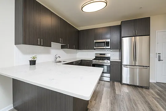 2 Hennessey Blvd #304 — Photo 12