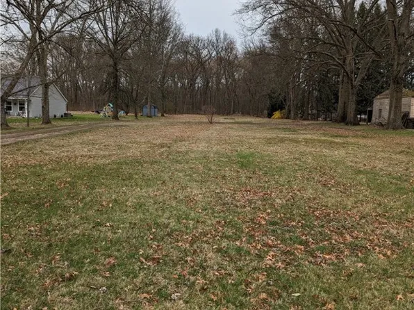 Johns Rd, Clinton, OH 44216