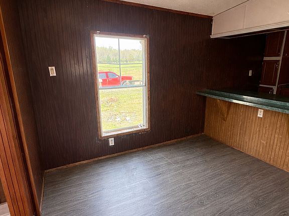5th image of 125 Old Red Rd
