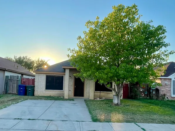 220 Ocean Dr, Laredo, TX 78043