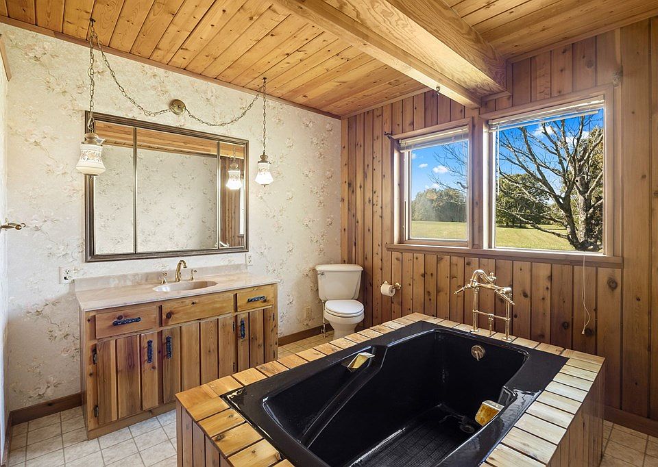 34th image of this home