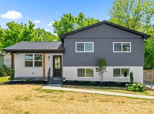 203 22nd Ave E, Springfield, TN 37172
