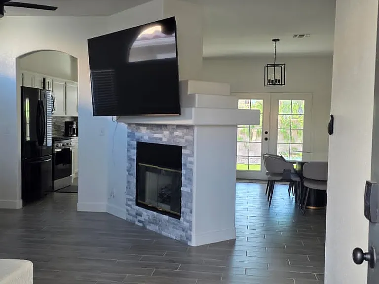 Silver Lantern Dr — Photo 9