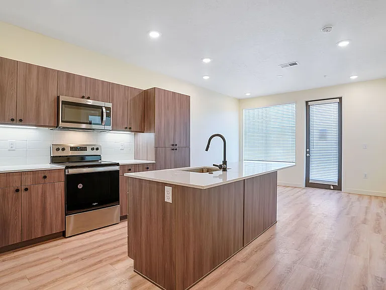 188 N 800th St E #3 — Photo 51