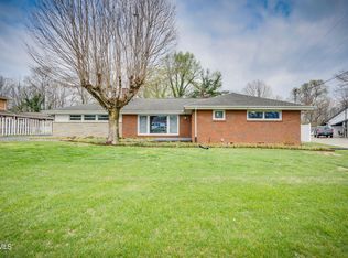 304 Castle Oaks Dr, Kingsport, TN 37663