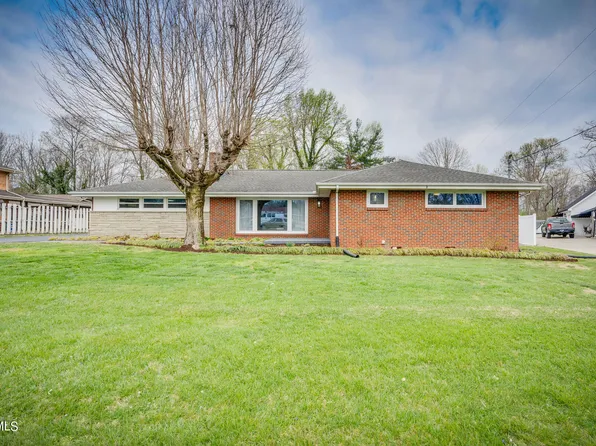 304 Castle Oaks Dr, Kingsport, TN 37663