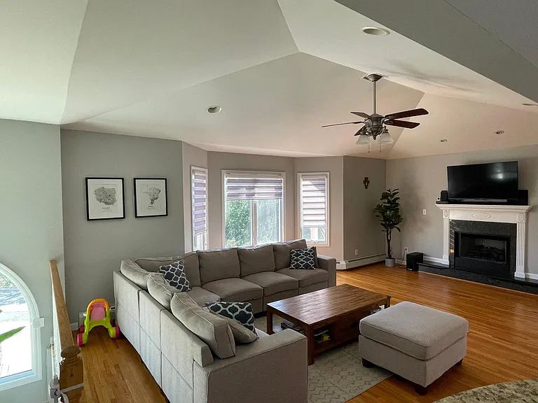 407 Railroad Ave #2 — Photo 6
