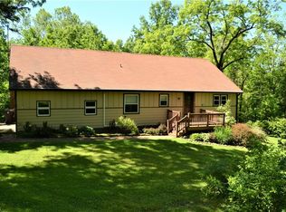 413 Miles Rd, Bentleyville, OH 44022