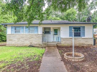 6828 Van Natta Ln, Fort Worth, TX 76112