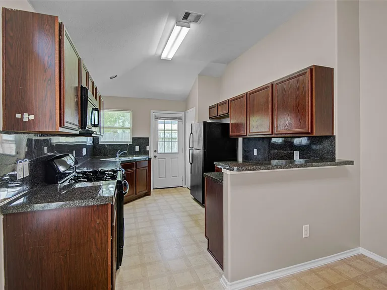 4226 Richmeadow Dr — Photo 11