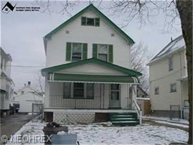 3419 W 88th St photo 1