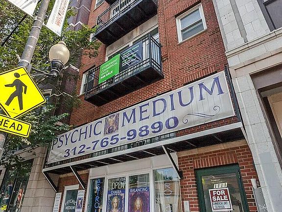 5th image of 1111 W Belmont Ave #3F