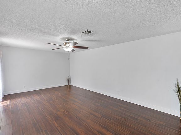 3rd image of 2535 NW 99th Ave