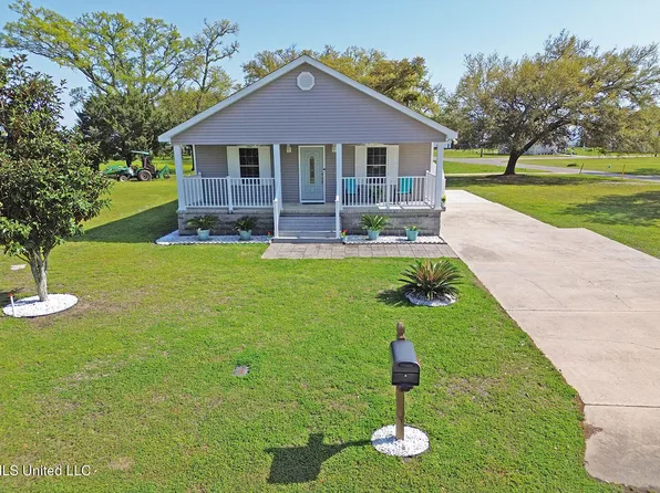 4619 Ford St, Gulfport, MS 39501