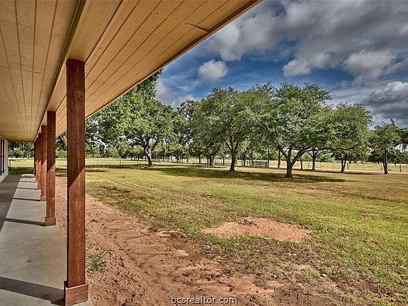 2nd image of 1063 Texas Star Ln