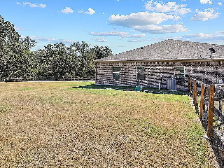 4007 Golden Eagle Dr #A — Photo 25