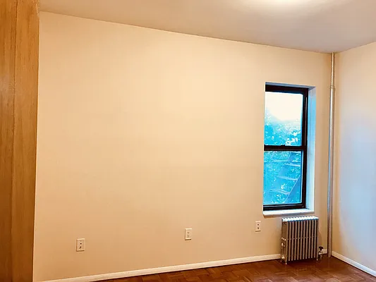 Rented by Signature Spaces NYC Corp | media 7