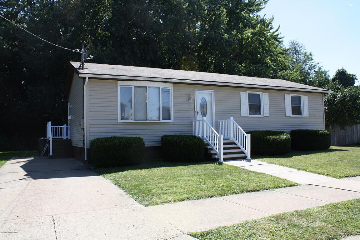 62 S Gates Ave, Kingston, PA 18704 Zillow