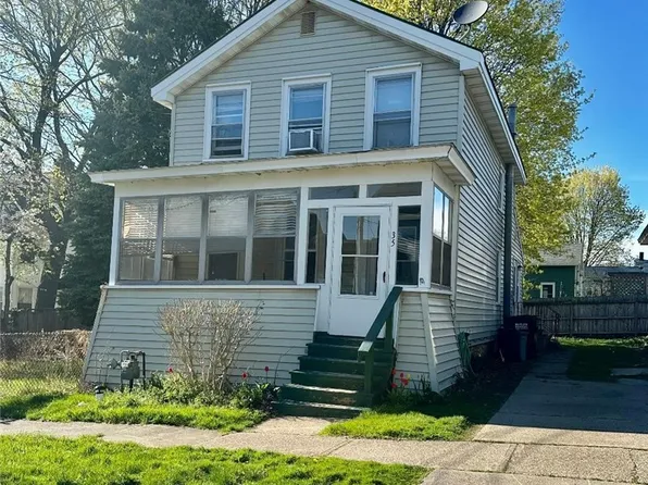 35 Lawrence St, Oswego, NY 13126