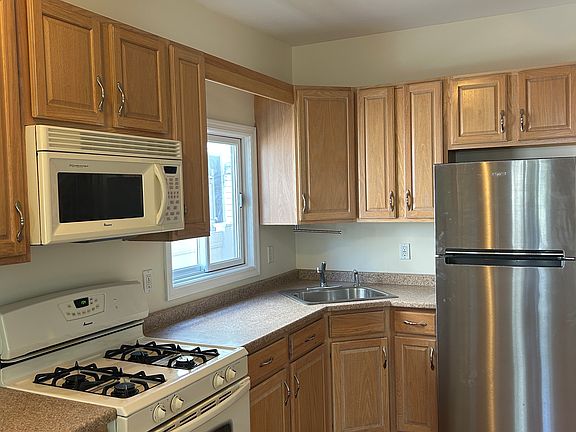 3rd image of 157 Downes Ave #2