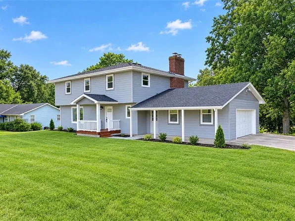 5602 S 40th St, Saint Joseph, MO 64503
