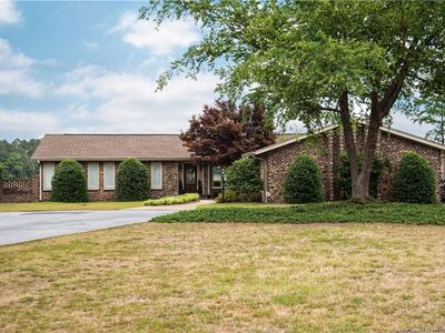 106 Bay View Cir, Parkton, NC, 28371