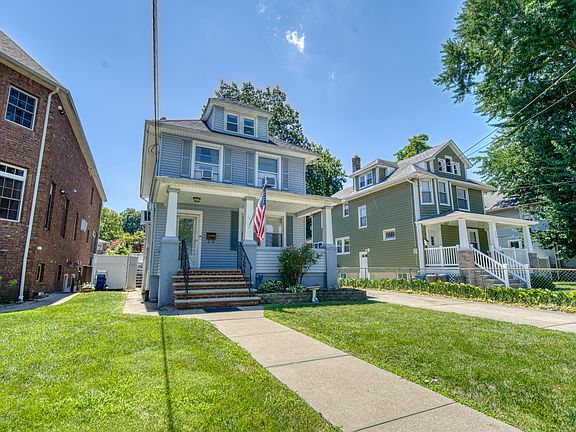 3rd image of 144 Egbert Ave