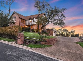 2006 Wychwood Dr, Austin, TX 78746