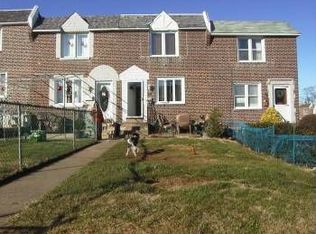 225 Woodbridge Rd, Clifton Heights, PA 19018