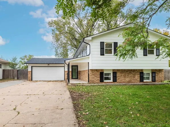 2108 W 46th St S, Wichita, KS 67217