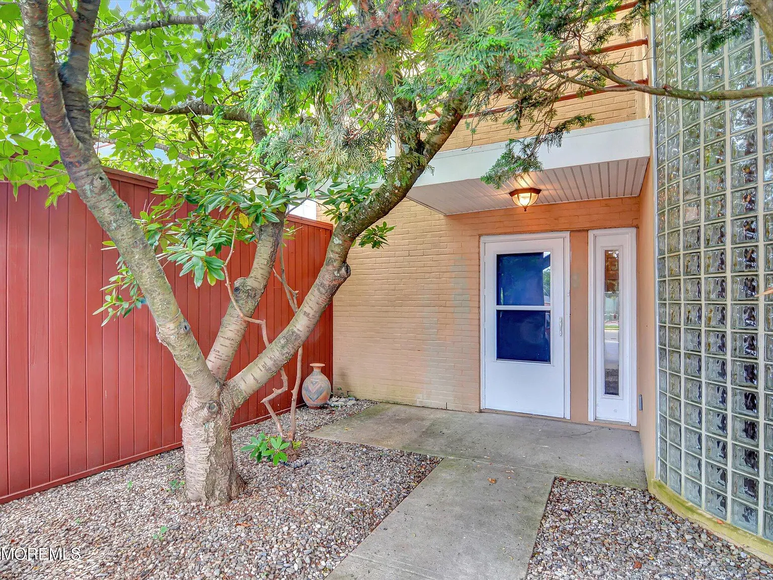 2 bed, 1245 sqft, $3,500 — Photo 3