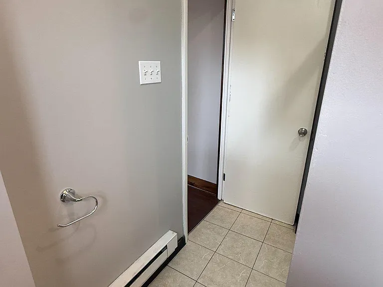 3533 Frankford Ave — Photo 8