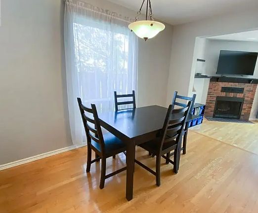 4th image of 12 Sunridge Ln