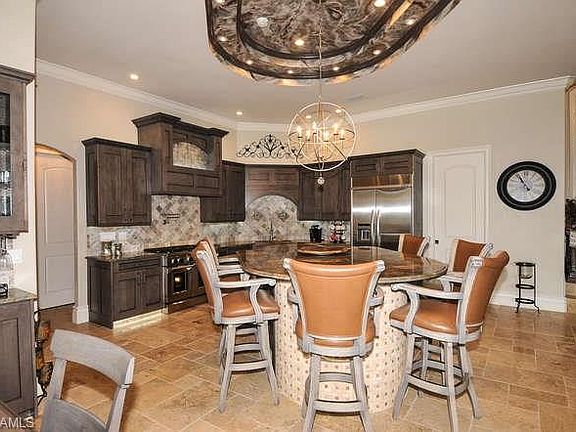 5th image of 46 Timberland Cir S