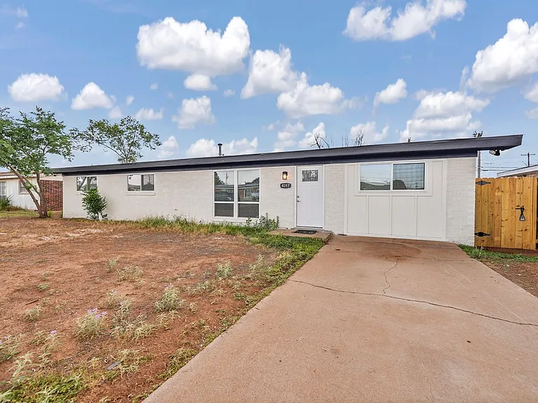 4317 Tanner Dr #A — Photo 2