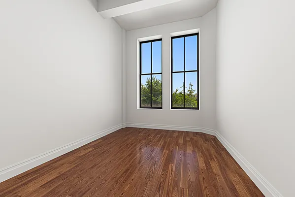 Rented by Compass | media 12