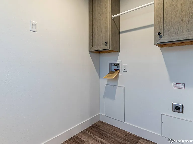 111 Hollowood Trl — Photo 6