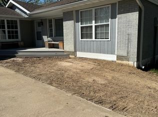 1305 S Fairview Rd, Columbia, MO 65203