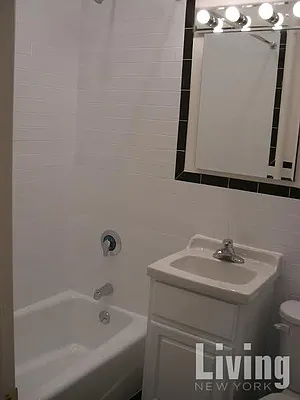 Rented by Living New York | media 5