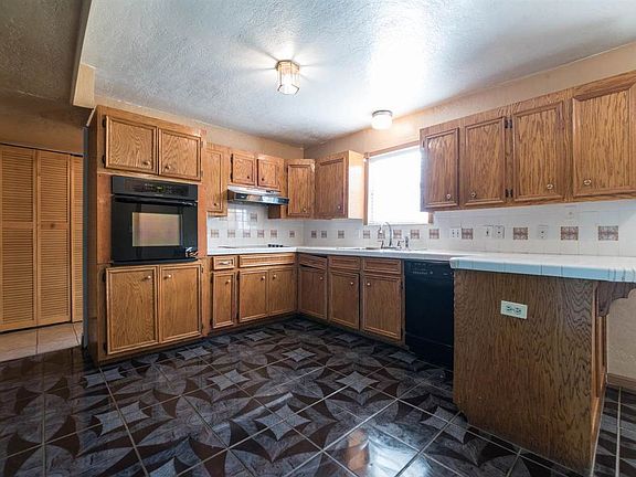 5th image of 5355 Idylwood St