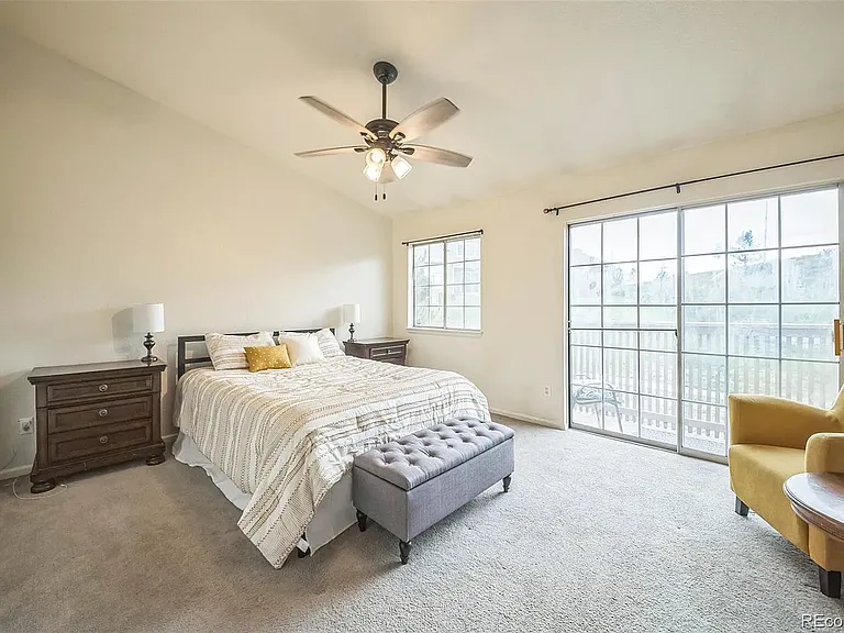 Master bedroom w/ walk-in closet