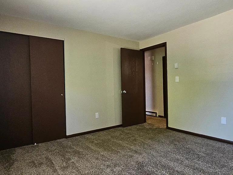 90 Wood Drive — Photo 13