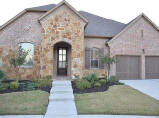 2260 Hidalgo Dr, Carrollton, TX 75010
