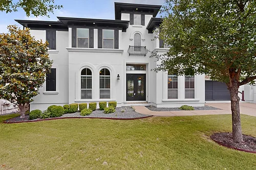 1905 Leaders Ln Photo 1
