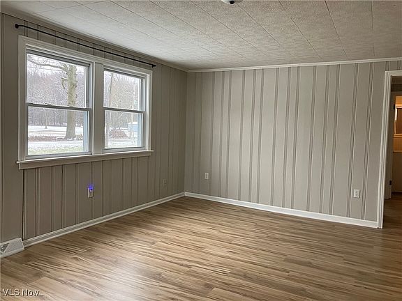 5th image of 4618 N Park Ave