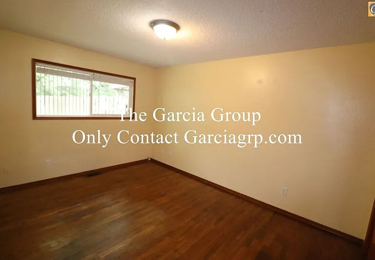 1534 NE 114th Ave — Photo 16